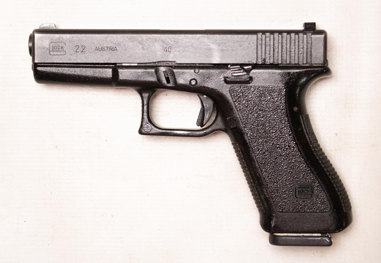 GLOCK 22 Gen2 40 S&W Police Trade-In Semi-Auto Pistol